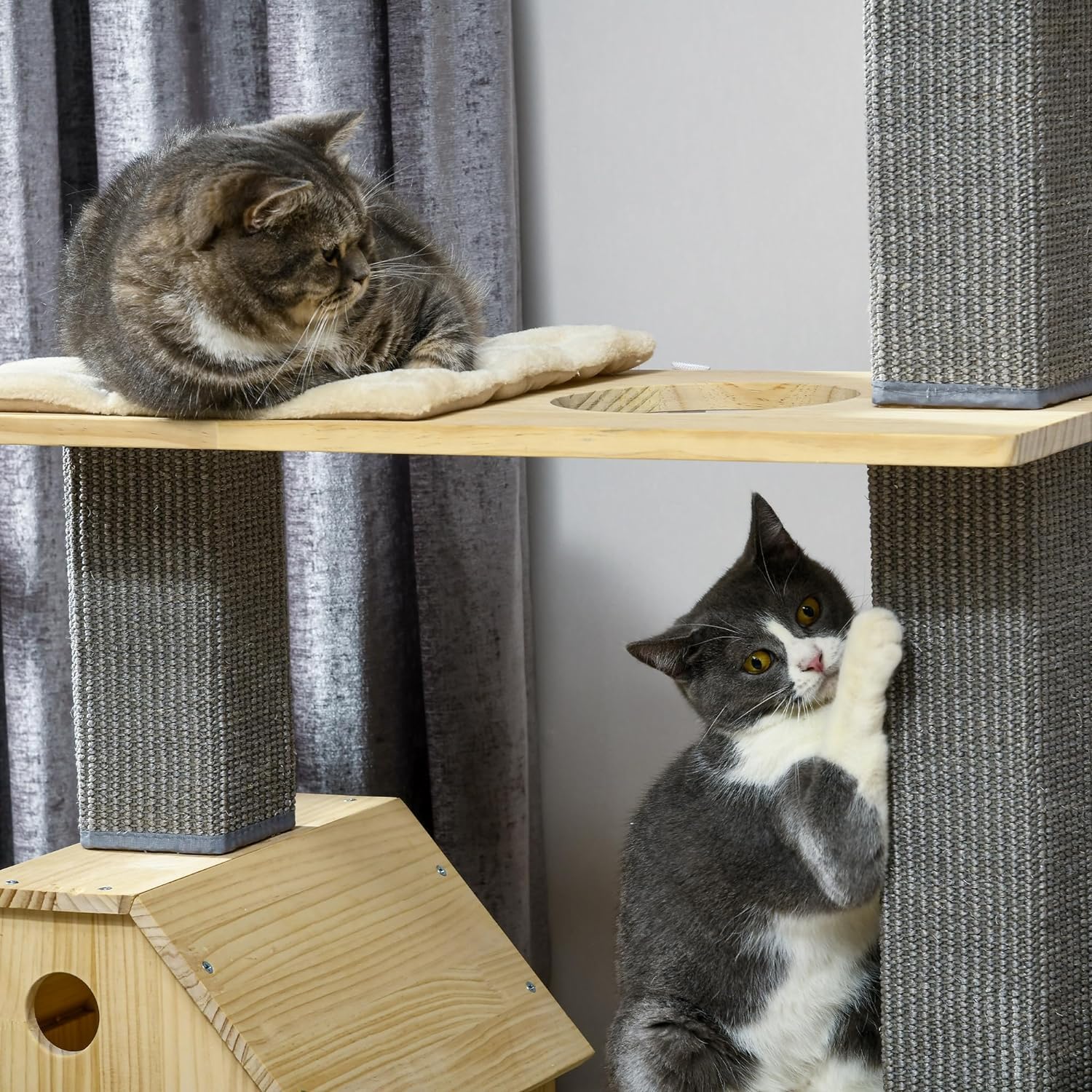 Deluxe Double-Layer cat condo & Climbing Tree with Scratching Posts and Exercise Wheel